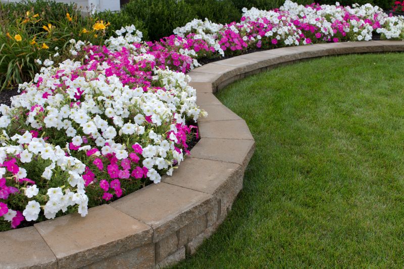Flower Bed Maintenance in Ventura County, CA